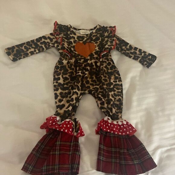 Chettah Print Ruffled flared leg Jumper 3-6 Months - Picture 1 of 6